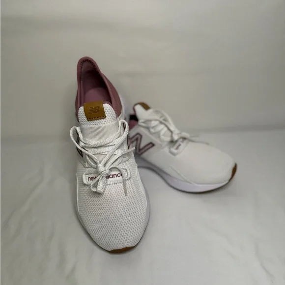 New Balance Women’s Running Shoe - Picture 4 of 9